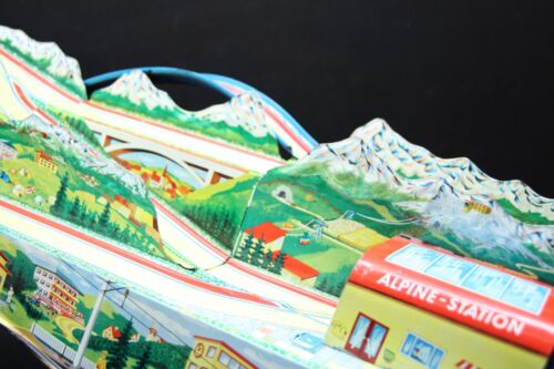 Vintage 1953 Ohio Art Tin Lithograph "Alpine Station" WIND-UP TRACK TOY w/Bus - Picture 17 of 24