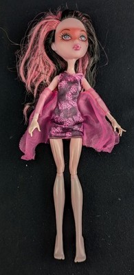 Monster High Haunted Getting Ghostly Draculaura 2008 Loose Doll Incomplete