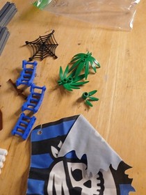 LEGO 4 Juniors: Skull Island (7074) Parts INCOMPLETE 
