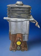 HUSCO 2 section spool high performance valve control 7470-B17 B MADE IN USA