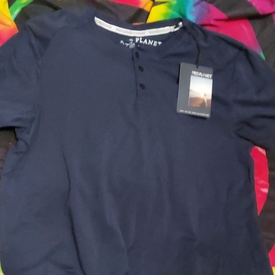 wardrobe essential. standard s/s 3 button henley. nwt.  sz med . msrp 42