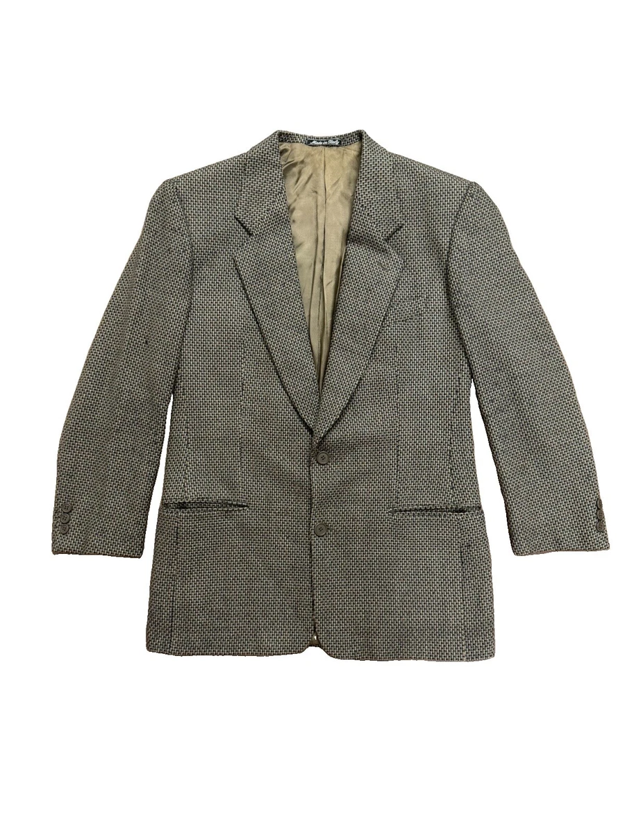 Giorgio Armani Suits & Blazers for Men Just Listed 2026