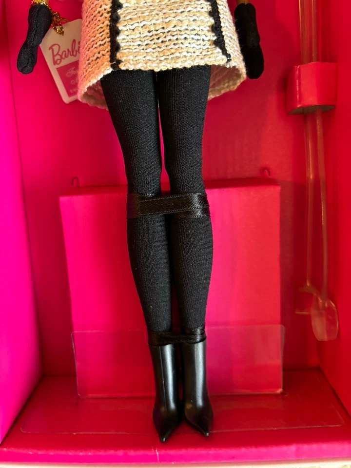 Barbie Best To A Tea Bfmc Silkstone Mattel GHT65 con ENVIADOR COMO NUEVA 20 aniversario. Foto 3 de 4