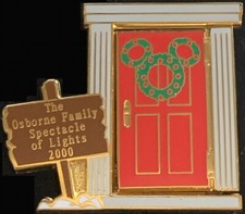 WDW DISNEY 2000 Osborne Family Spectacle of Lights Hinged Door PIN New PP #3375