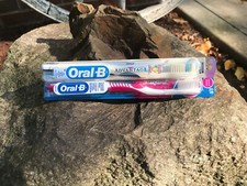 Oral-B Pink Sensitive Advantage Blue Advantage Medium Toothbrushes - New