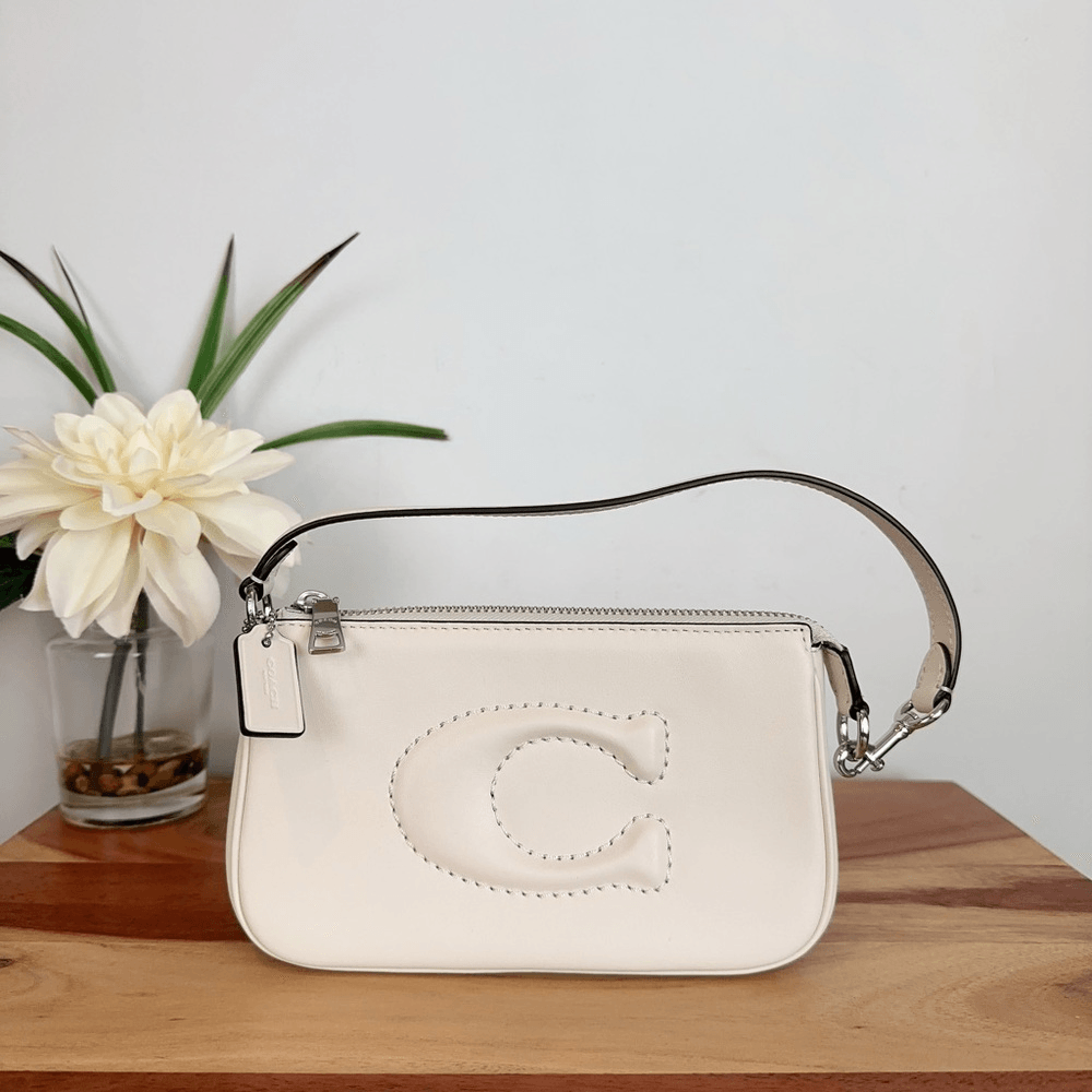 NWT Coach Nolita 19