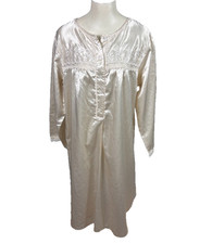 VTG Satin Lace Nightgown Nightshirt Romantic Ivory Eyelet Boho L 1/4 Button 90s