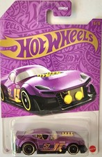 Hot Wheels - 2025 Pearl and Chrome 5/6 Muscle And Blown (BBJDM24)