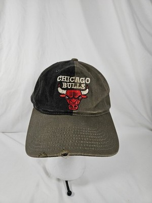 Vintage Chicago Bulls Basketball Strapback Snap Hat Cap Two Tone Logo Twins NBA