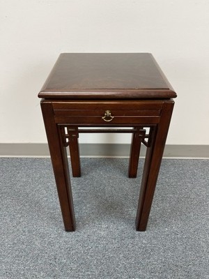 vtg Drexel Heritage Mahogany Chinese Chippendale Accent Side Table Pull Out Tray