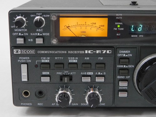 Icom IC-R70 Vintage Radio Communications Receiver + Manual + FL-44 Filter (nice) - Picture 3 of 10