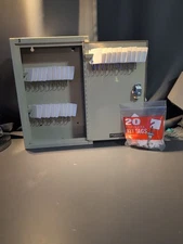 Vintage Lockbox 30 key locking safe wall mount MAJOR METALFAB COMPANY 