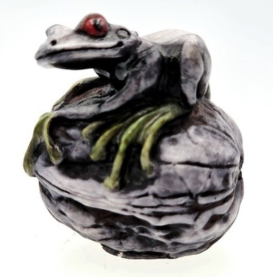 2006 Harmony Kingdom Fragile World MP Frog on Walnut Figurine LE of 50 Neil Eyre