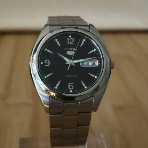 Seiko 5 Automatic 7S26-0440 Vintage Black Dial Day-Date – Circa 2000s