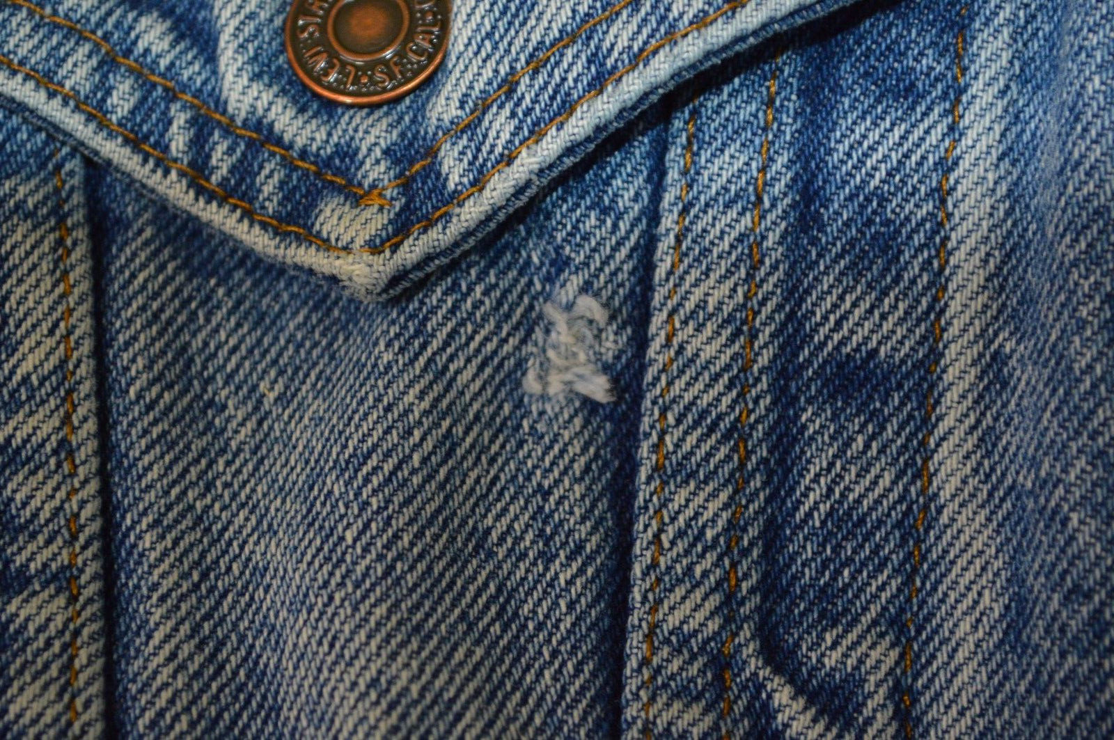 VTG 80's Levi's Light Wash Denim Jeans Jacket - image 15