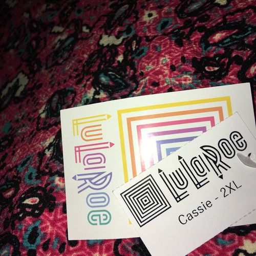 Lularoe Cassie 2XL - Picture 2 of 3