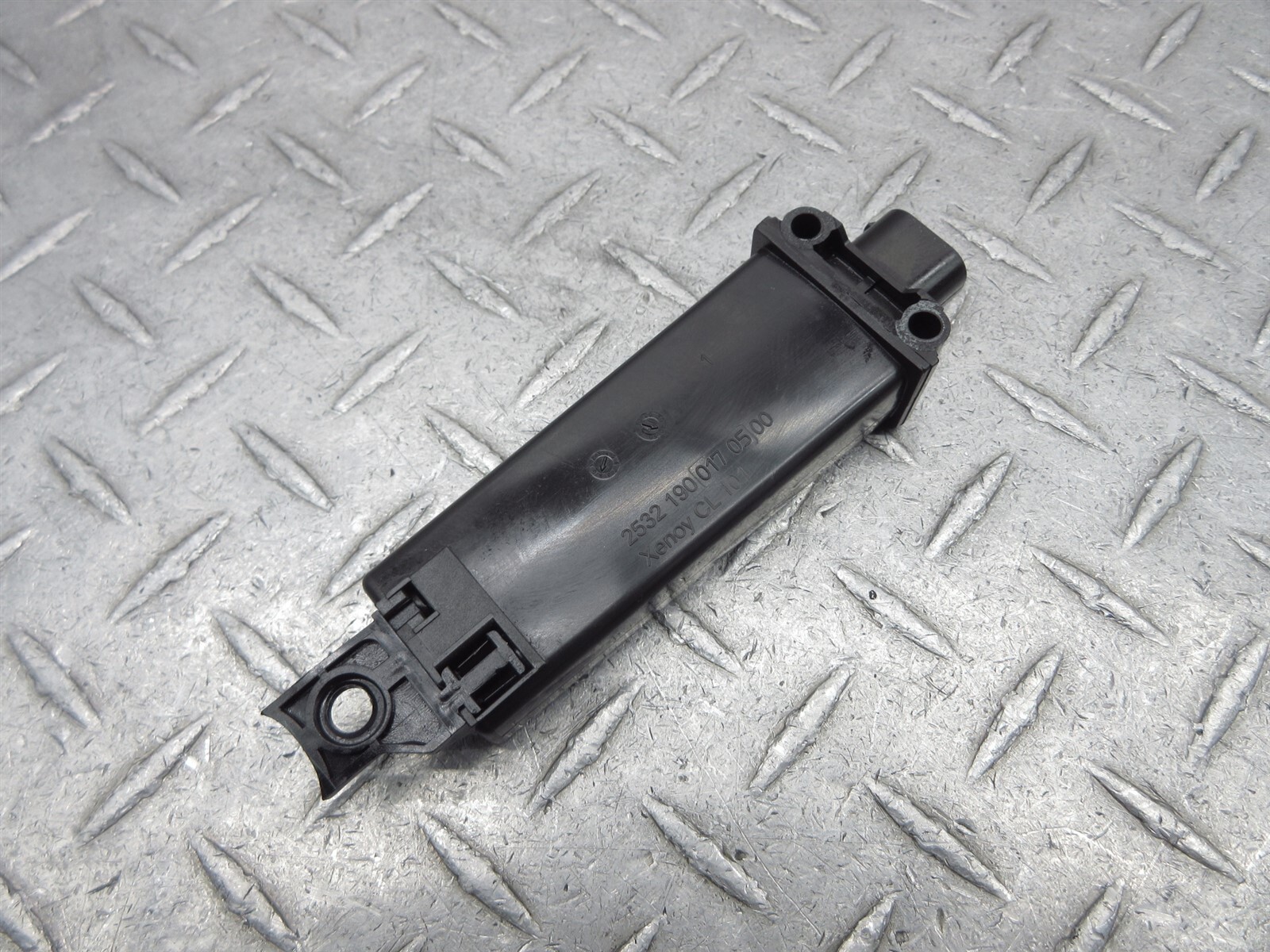 2008 Ferrari F430 Spider 239463 TPMS Tire Pressure Monitor System Antenna Unit