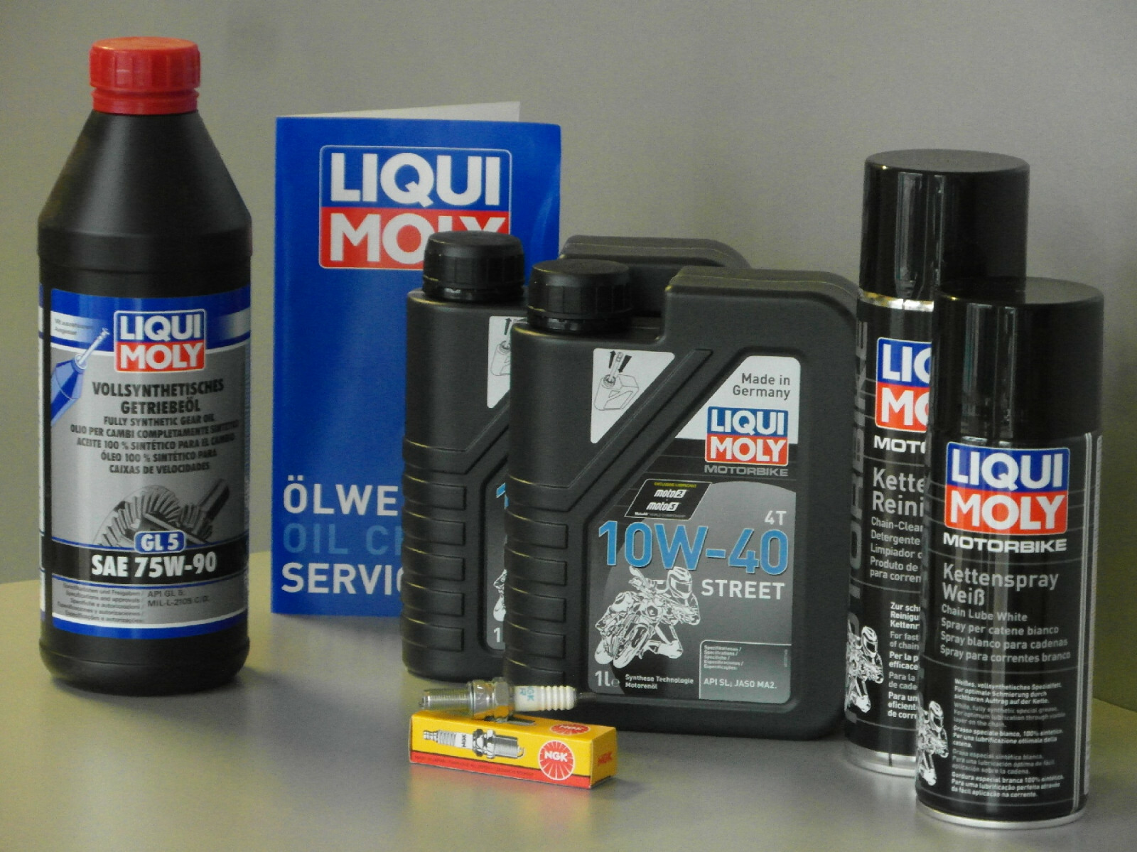 Maintenance Set Triton Baja 300 For Inspection With Oil And Spark Plug Chain