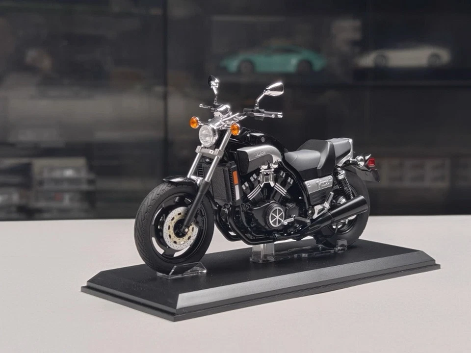 AOSHIMA 1/12 Scale YAMAHA Vmax Black Motorcycle Diecast Model Toy Gift NIB - Bild 2 von 4