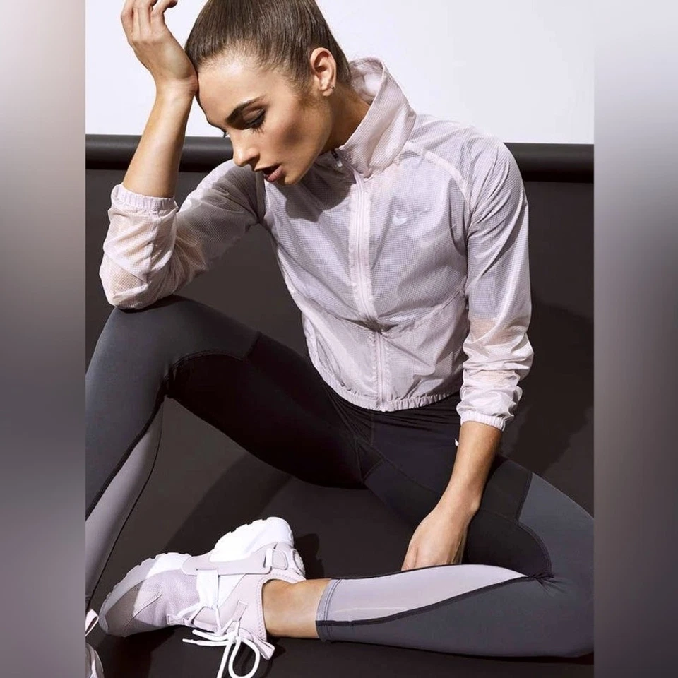 NIKE limited edition GEM Packable lilac lightweight hooded full zip jacket M top - Image 2 of 4