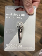 Mini Vlogging Microphone. Silver Color. Use W/Laptop Smartphone Tablet Desktop