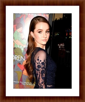Kaitlyn Dever 8.5 x 11 Candid Color Unframed Photograph Collectable Print