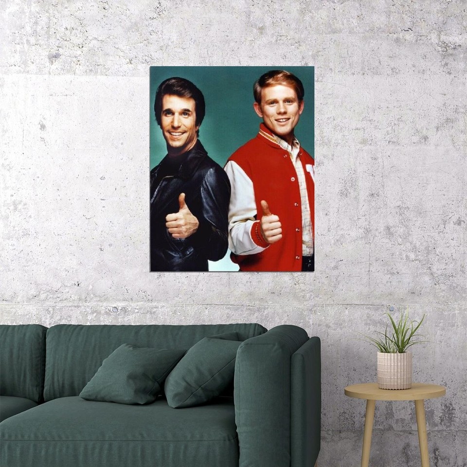 380586 Happy Days Henry Winkler Ron Howard Ritchie Fonzie WALL PRINT ...
