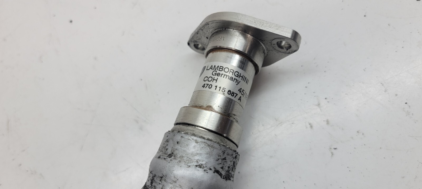 LAMBORGHINI AVENTADOR OIL HOSE LINE PIPE OEM 470115687A