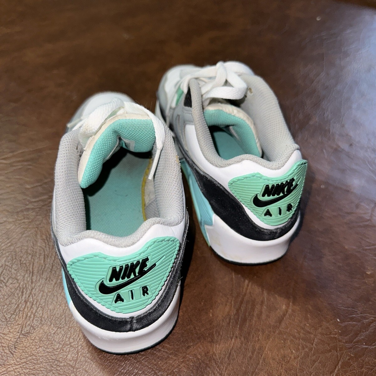 EUC Nike Air Max 90 Leather Hyper Turquoise 5Y Or Women UK