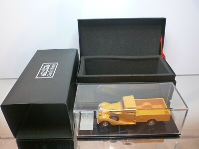CLASSIC MODELS ROLLS ROYCE PHANTOM IV PARK WARD PICK-UP 1950 -1:43 - GOOD IN BOX
