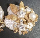 Gold Toned Metal Imitation Pearl Necklace Clip on Earrings Mid Century Modern — photo 5