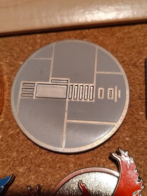 Disney Star Wars Galaxy's Edge Savi's Workshop Peace And Justice Pin