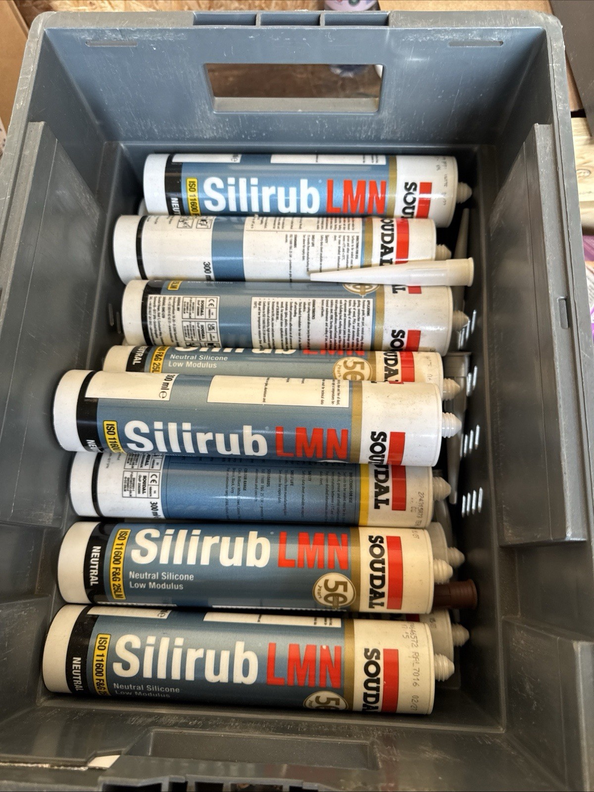 Soudal Silirub LMN Neutral Silicone Sealant Low Modulus Black 300ml - Image 3
