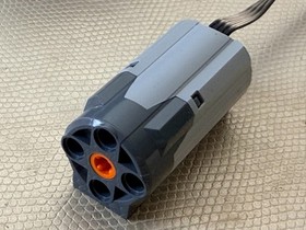 LEGO TECHNIC Power Functions Battery Box 88000 & 8881, Servo Motor 8883 + Wheels