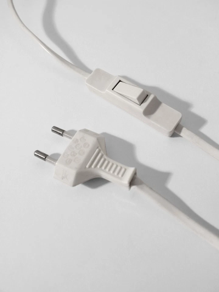 Lámpara de mesa plateada, Alemania, años 50 Foto 4 de 4