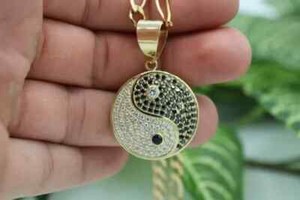 Authentic Round Lab-Created WhiteBlack Diamond Ying Yang Pendant 14k Yellow Gold Plated