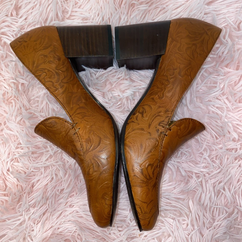 Patricia Nash Martina Cuero Mecanizado Personalizado Talla 9 Talla 39 Firmado Western Tacón Madera Foto 3 de 4