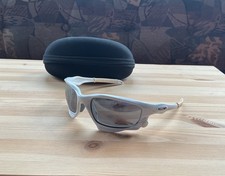 Rare Oakley Split Jacket Sunglasses White Frames Black, Tinted Lenses Case 2010s