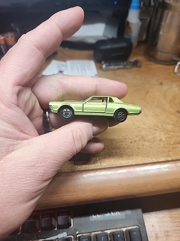 VINTAGE LESNEY MATCHBOX MERCURY COUGAR NO. 62   Green Diecast RARE - Image 2 of 4