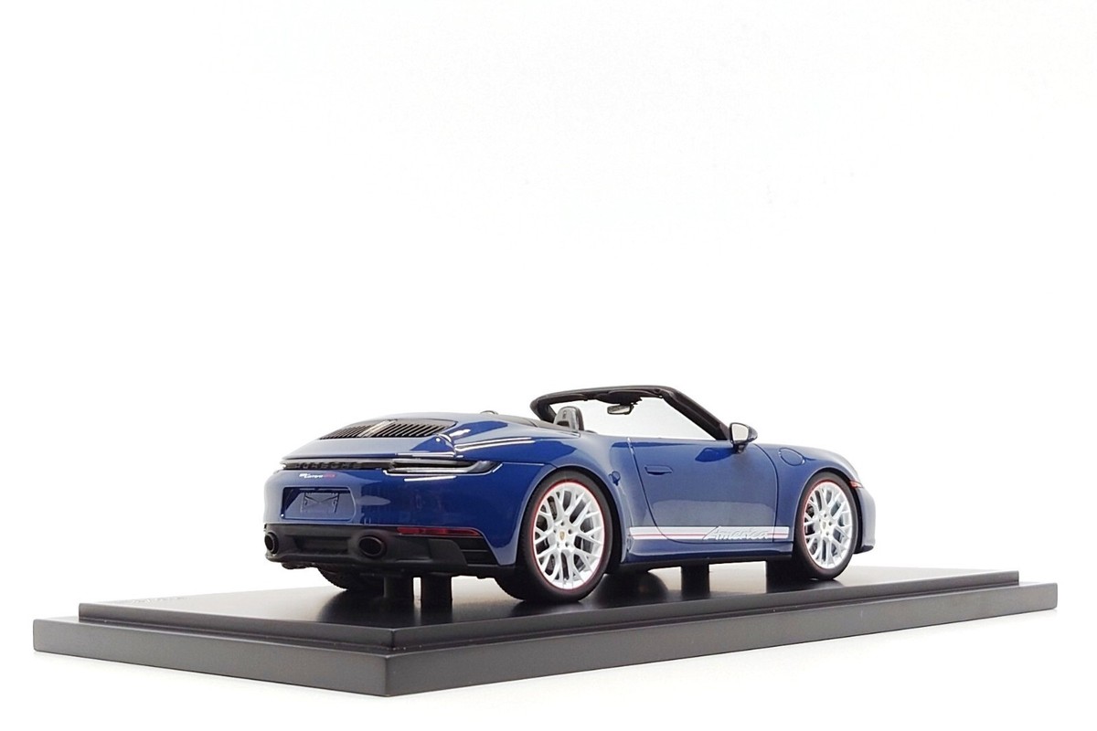 Spark 1:18 Porsche 911 Carrera GTS Cabriolet (992) America