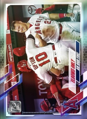 [DIGITAL CARD] Topps Bunt - Elbows Only - Physical Series 21 S1 Rainbow