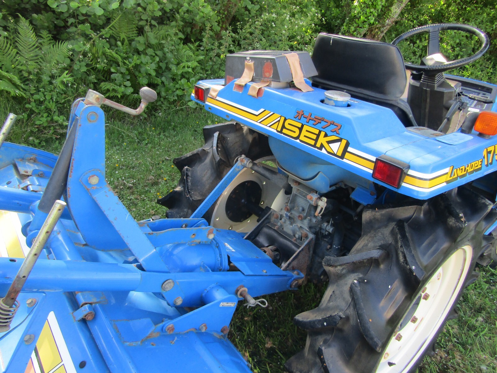 Iseki Landhope TU175 1,473 hours compact tractor diesel & rotovator