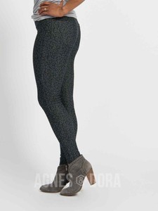 black knit jeggings