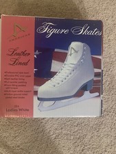 Women s American leather lined white figure skates, size 5