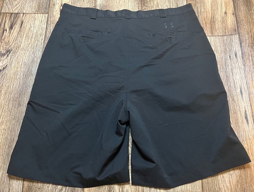 Under Armour Golf Shorts Black Pleat Front Tag 38 Measure 39 Quick Dry 8.5” Ins - Picture 2 of 3