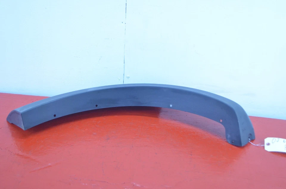 07-11 DODGE NITRO GUARDABARROS TRASERO IZQUIERDO LADO DEL CONDUCTOR MOLDURA ACAMPANADA OEM Foto 4 de 4
