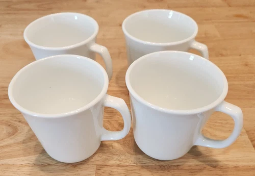 Set Of 4 Corning USA Vintage Winter Frost White Coffee Mugs/Tea Cups D Handle
