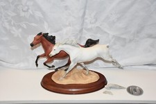 FRANKLIN MINT Araber Pferde Racing the Wind Pamela du Boulay Porzellan Figur