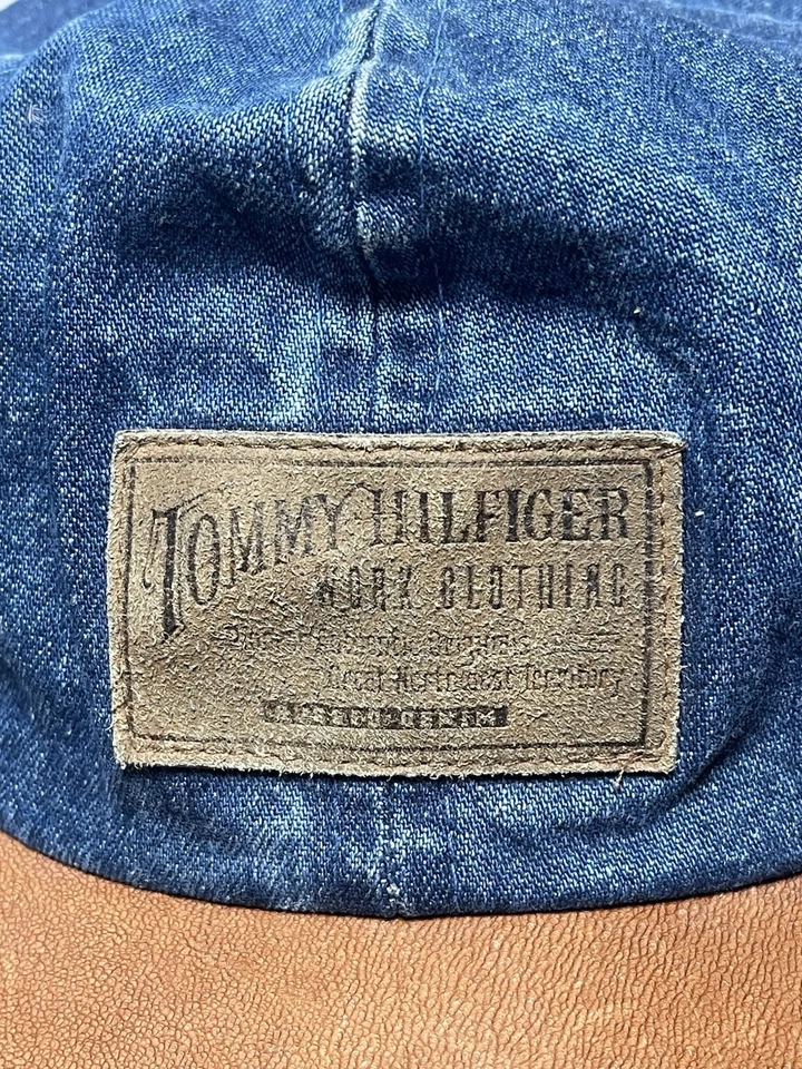 Gorra Tommy Hilfiger vintage hecha en EE. UU. cuero denim escudo Foto 2 de 4
