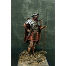 1/24 Resin Figure Roman Legionnaire I-II Century Unpainted Unassembled